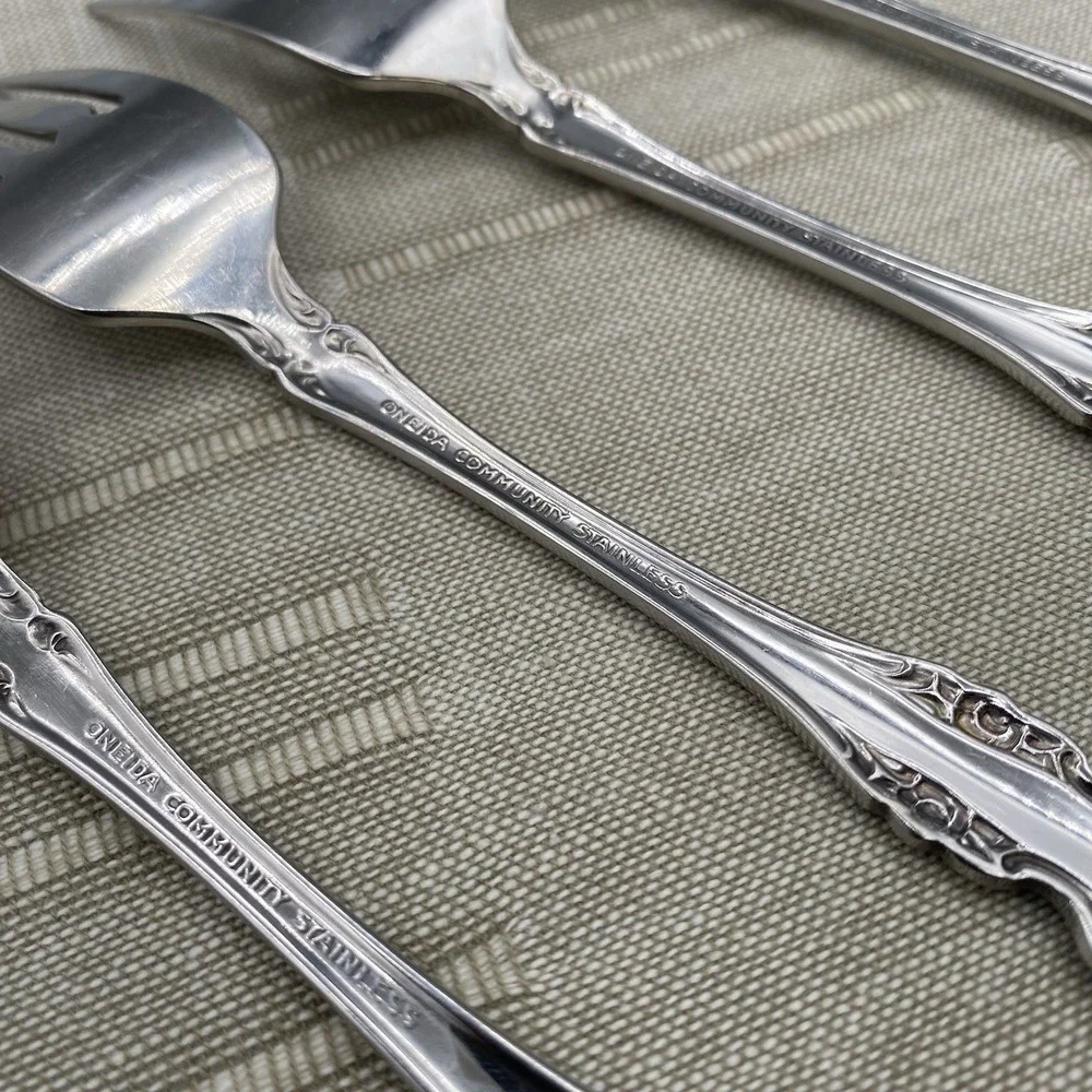 Oneida Community BRAHMS Salad Forks 4pcs Stainless Flatware 6.75
